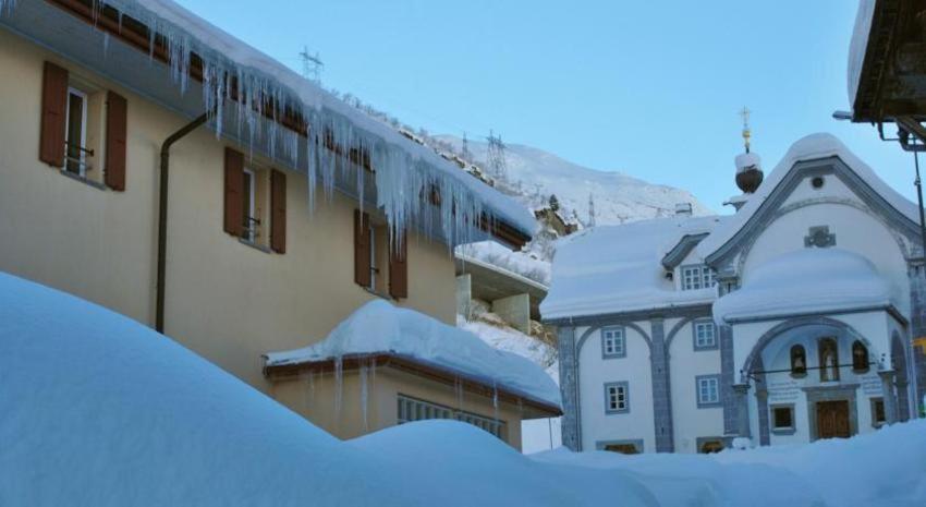Sust Lodge Am Gotthard هوسبينتال المظهر الخارجي الصورة
