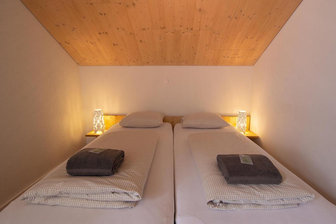 Sust Lodge Am Gotthard هوسبينتال الغرفة الصورة